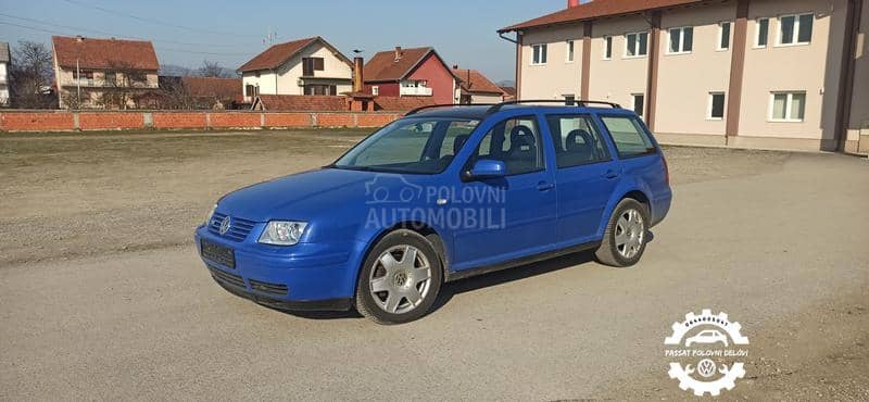 Volkswagen Bora V5 -  kompletan auto u delovima
