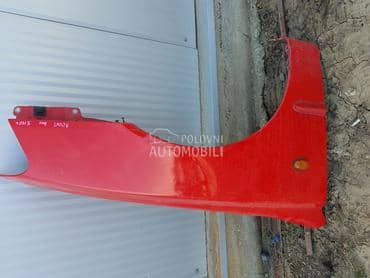 desno krilo za Hyundai Accent od 2000. do 2003. god.