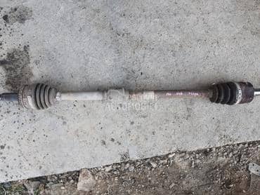 desna poluosovina 1.4benz za Hyundai i30 od 2007. do 2012. god.