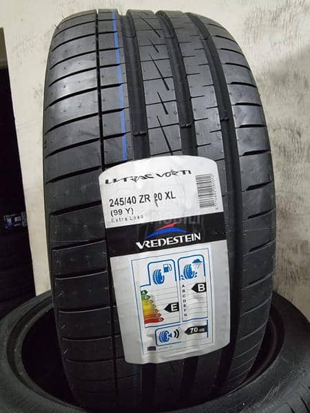 Vredestein 275/35 R20 Letnja