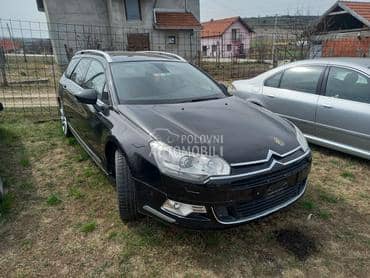 Citroen C5 2010. god. -  kompletan auto u delovima