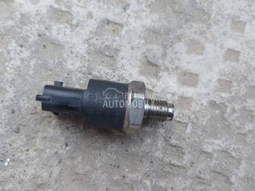 senzor pritiska goriva za Hyundai Santa Fe, Tucson od 2001. do 2006. god.