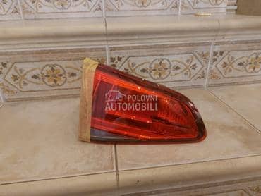 Levo unutrašnje stop svetlo za Volkswagen Golf 7 od 2015. do 2019. god.