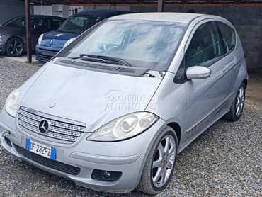 Mercedes Benz A 180 180 2005. god. -  kompletan auto u delovima