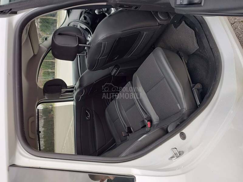 Delovi za Renault Scenic 1.6dci 2014. god.