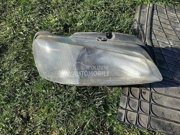 desni far za Peugeot 106 od 1998. do 2004. god.