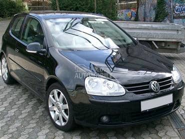Volkswagen Golf 5 -  kompletan auto u delovima