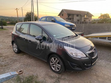 Delovi za Opel Meriva