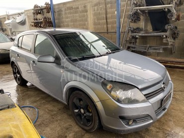 Delovi za Opel Astra H