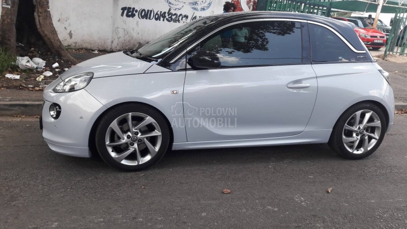 Delovi za Opel Adam