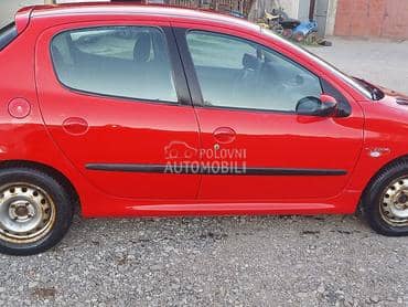 prednja desna vrata crvena za Peugeot 206