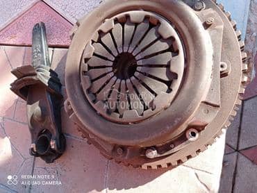 set kvacila za Renault Clio od 2003. do 2006. god.