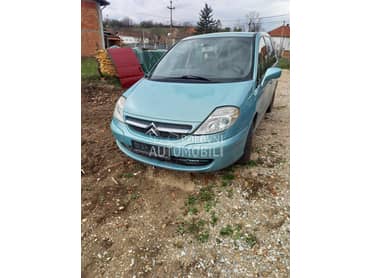 Hauba za Citroen C8 od 2002. do 2014. god.