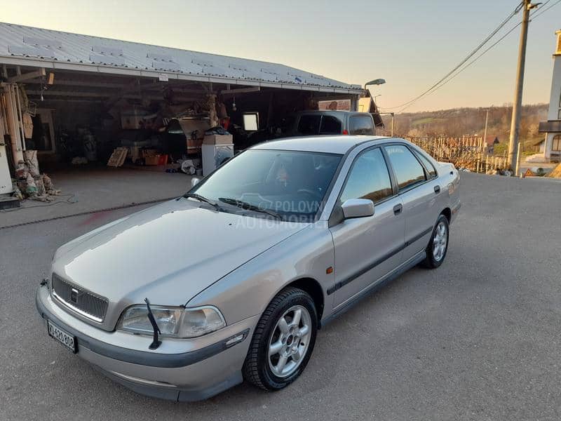 Volvo S40 1.8b