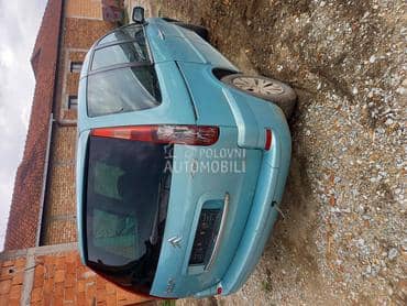 Stakla za Peugeot 807