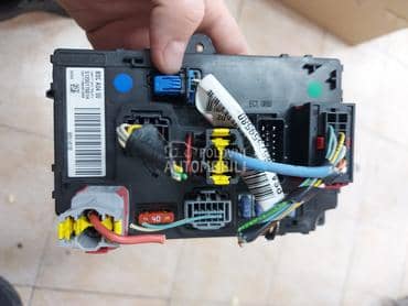 Bsm osiguracka kutija sw za Peugeot 407