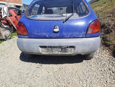 zadnji branik za Ford Fiesta
