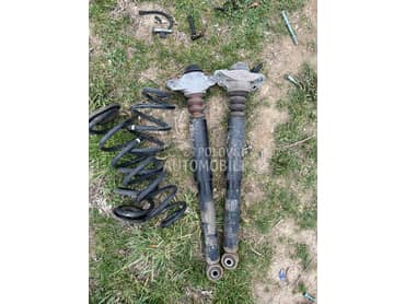 Amortizeri i opruge za Volkswagen Golf 5 od 2004. do 2009. god.