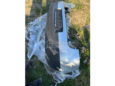 Branik zadnji za Volkswagen Golf 5 od 2004. do 2008. god.