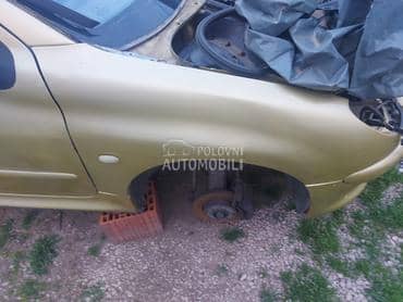 Blatobran krilo desno za Peugeot 206