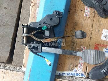 Pedale kocnice i kvacila za Peugeot 407