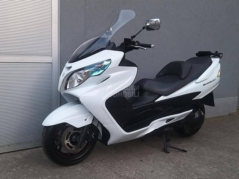 Suzuki Burgman 400