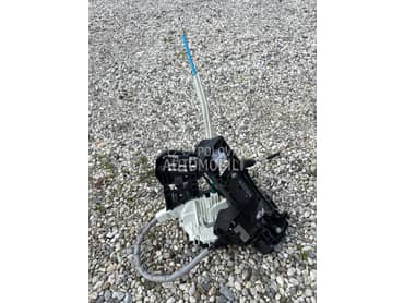 unutrasnja brava W204 za Mercedes Benz C Klasa od 2007. do 2014. god.