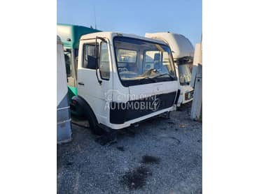 Mercedes kabina 22 26