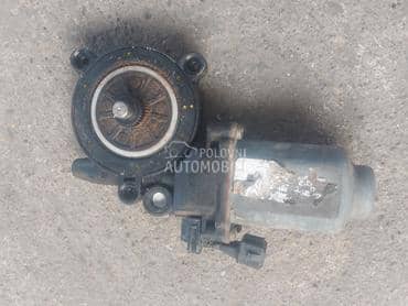 Motoric prednjeg podizaca za Volkswagen Polo