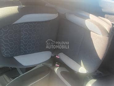 sediste za Citroen C3 Picasso od 2011. do 2015. god.