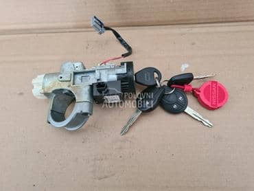 kontakt brava za Nissan Juke od 2010. do 2018. god.