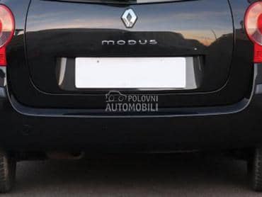 Zadnji branik za Renault Modus od 2004. do 2012. god.
