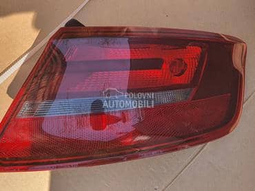 stop svetlo desno za Audi A3
