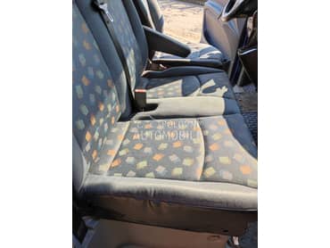 Mercedes Vito sedista
