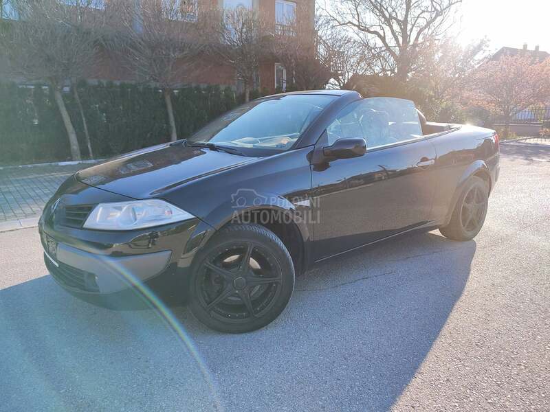 Renault Megane 1.6 2005. god. -  kompletan auto u delovima