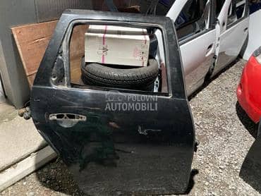 zadnja desna za Dacia Duster