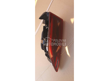 stop svetlo za Volkswagen Golf 8