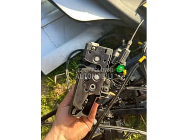 Brava vrati za Seat Alhambra od 2001. do 2007. god.