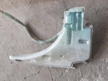 Posuda vode brisaca e87 za BMW Serija 1 od 2004. do 2010. god.