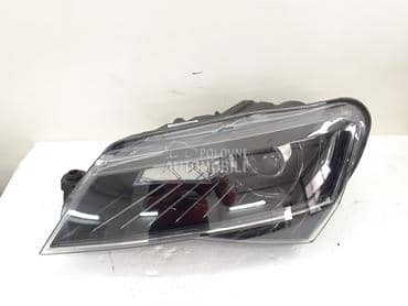 Levi far za Škoda Superb