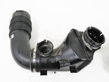 Usisna grana za Mercedes Benz B 150, B 170, B 180 ... od 2011. do 2019. god.