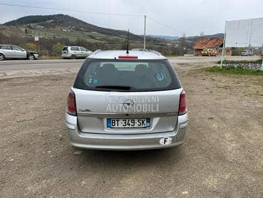 zadnji branik za Opel Astra H