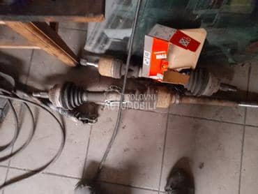 polu osovine za Citroen Xsara Picasso