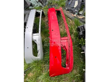 Branik prednji za Volkswagen Passat B7 od 2011. do 2015. god.