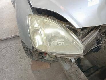 Far za Honda Civic od 2002. do 2006. god.