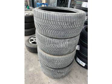 Bridgestone 255/40 R19 Letnja