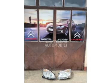 farovi za Citroen C5 od 2000. do 2005. god.
