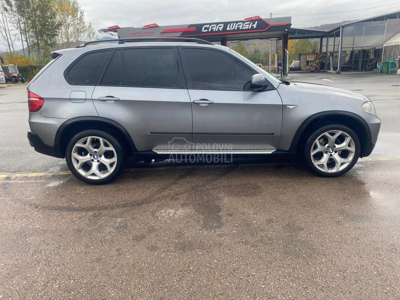 BMW X5 e70 3.0X drive