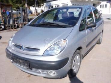 Citroen Xsara Picasso 1.6i -  kompletan auto u delovima