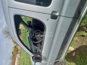 Prednja vrata siva za Citroen Berlingo od 1996. do 2011. god.